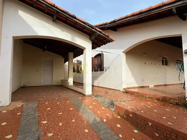 Casa 3 quartos e 2 banheiros, à venda, no bairro Jardim Julita em Porto Feliz