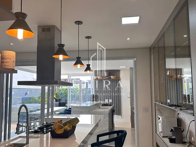 Casa 3 quartos e 4 banheiros, à venda, no bairro Chácara Letônia em Americana