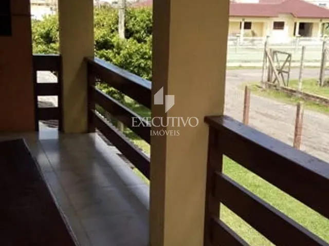 Casa à venda, no bairro Arco-íris em Capão Da Canoa