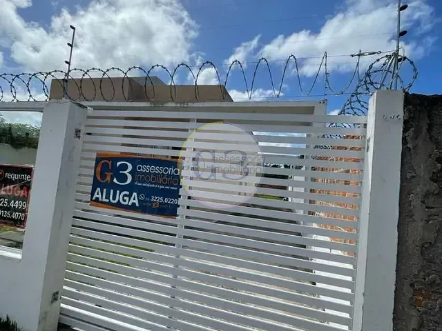 Casa 2 quartos e 1 banheiro, à venda ou para alugar, no bairro Laranjal em Pelotas