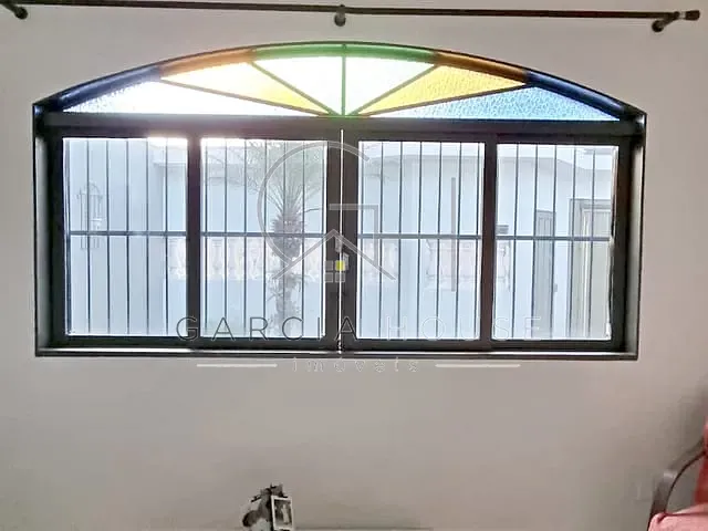 Casa com 250m² 3 quartos e 2 banheiros, à venda, no bairro Parque das Figueiras em Ribeirão Preto