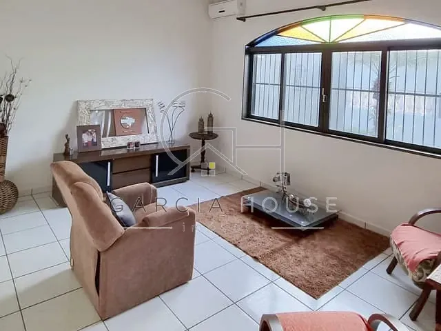Casa com 250m² 3 quartos e 2 banheiros, à venda, no bairro Parque das Figueiras em Ribeirão Preto