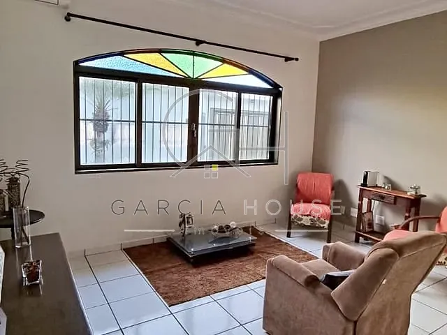 Casa com 250m² 3 quartos e 2 banheiros, à venda, no bairro Parque das Figueiras em Ribeirão Preto