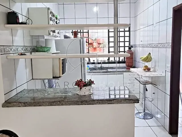 Casa com 250m² 3 quartos e 2 banheiros, à venda, no bairro Parque das Figueiras em Ribeirão Preto