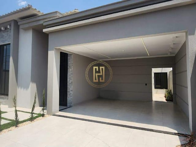 Casa com 318m² 3 quartos e 3 banheiros, à venda, no bairro Montserrat em Nova Mutum
