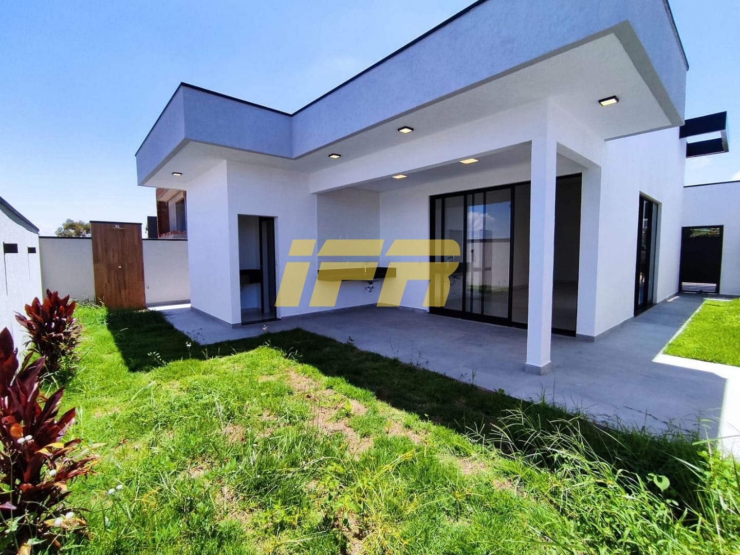 Casa, 3 quartos, 143 m² - Foto 1