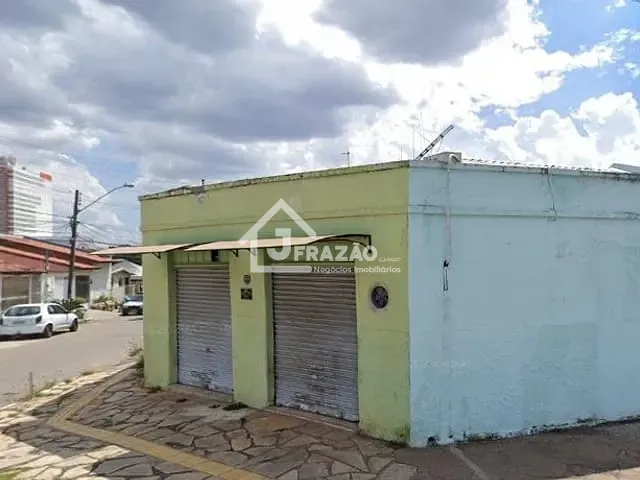 Casa com 250m² 3 quartos e 1 banheiro, à venda, no bairro Setor Nova Vila em Goiânia