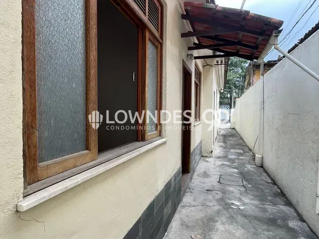 Casa 1 quarto e 1 banheiro, para alugar, no bairro Vicente de Carvalho em Rio de Janeiro