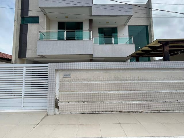 Casa com 360m² 4 quartos e 6 banheiros, à venda, no bairro Siqueira Campos em Aracaju
