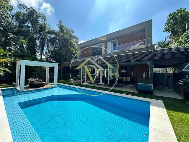 Casa com 750m² 4 quartos e 6 banheiros, à venda, no bairro Alphaville Residencial Um em Barueri