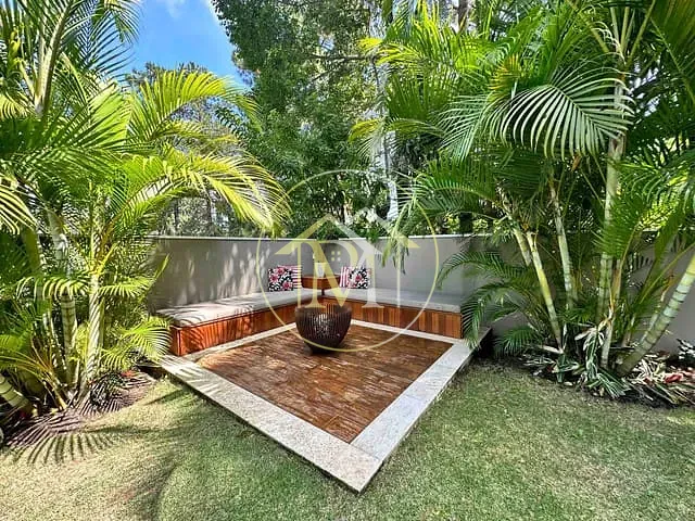Casa com 750m² 4 quartos e 6 banheiros, à venda, no bairro Alphaville Residencial Um em Barueri
