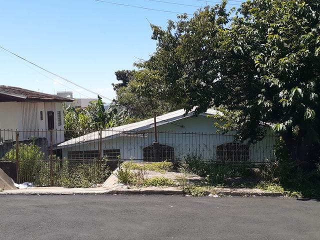Foto do Casa - Casa à venda e Locação, Vila Santa Rosa, Apucarana, PR | J. Mareze Imóveis Ltda