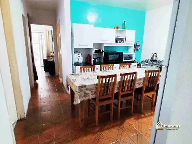 Casa com 150m² 2 quartos e 1 banheiro, à venda, no bairro Sítio Cercado em Curitiba
