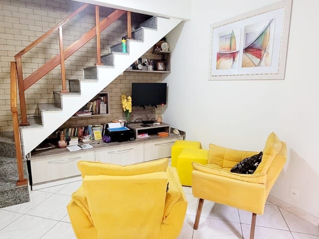 Casa com 320m² 3 quartos e 3 banheiros, à venda, no bairro Campinho em Rio de Janeiro