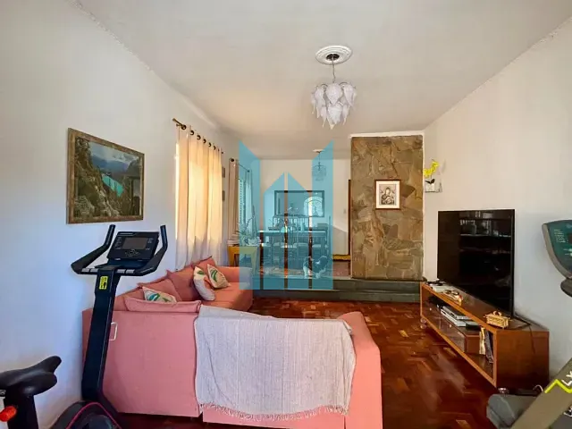 Casa 3 quartos e 2 banheiros, à venda, no bairro Jardim São Paulo em Poços de Caldas