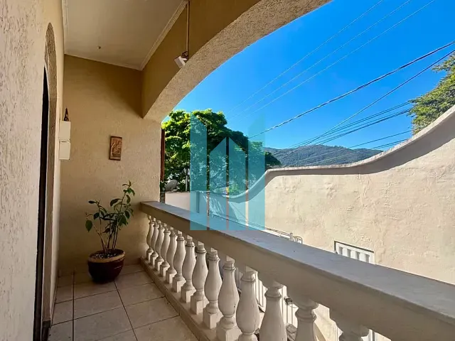 Casa 3 quartos e 2 banheiros, à venda, no bairro Jardim São Paulo em Poços de Caldas