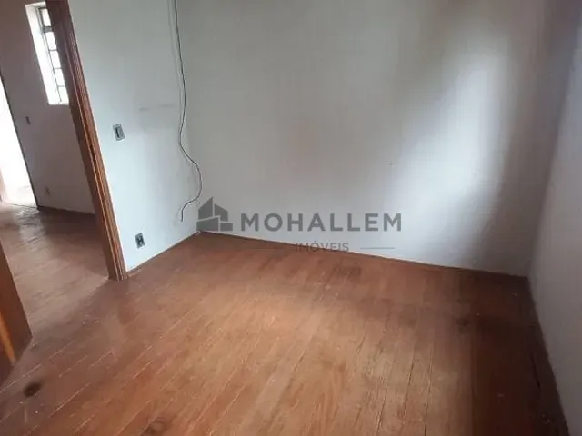 Casa com 180m² 3 quartos e 1 banheiro, à venda, no bairro Centro em Itajubá