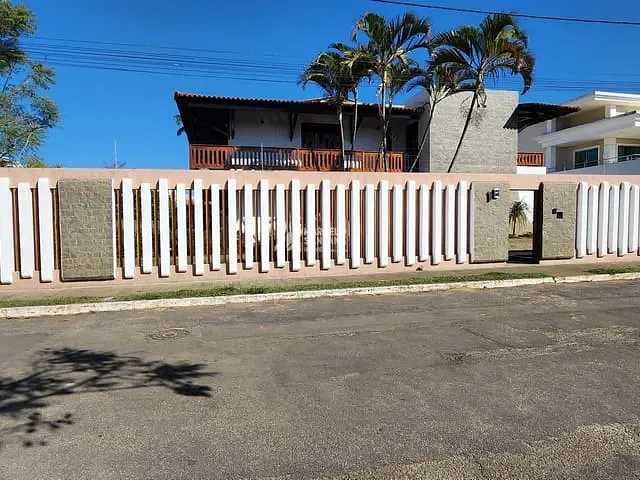Casa 5 quartos e 3 banheiros, à venda, no bairro Recreio em Vitória da Conquista