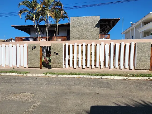 Casa 5 quartos e 3 banheiros, à venda, no bairro Recreio em Vitória da Conquista