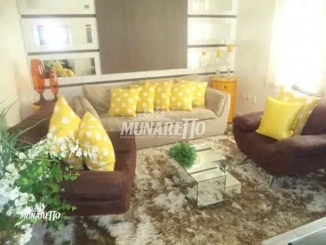 Casa com 205m² 2 quartos e 2 banheiros, à venda, no bairro Floresta em Concórdia