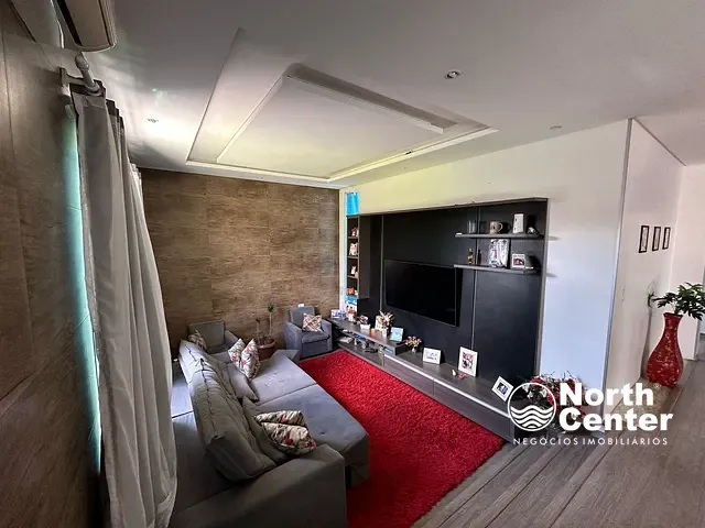 Casa com 457m² 3 quartos e 3 banheiros, à venda, no bairro Costeira em Balneário Barra do Sul