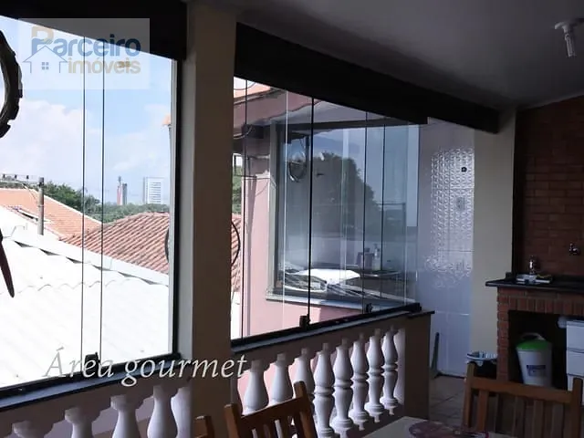 Casa com 303m² 4 quartos e 2 banheiros, à venda, no bairro Vila Carrão em São Paulo