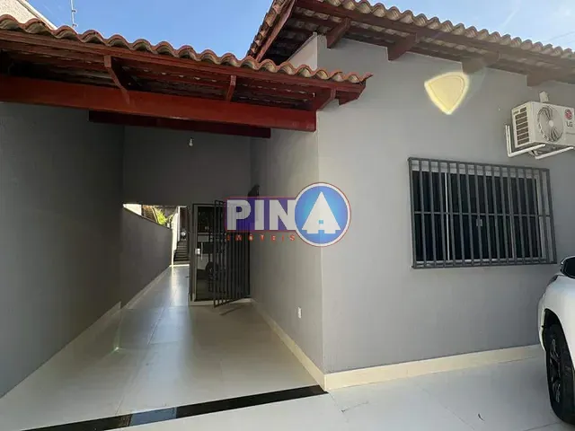 Casa 3 quartos e 3 banheiros, para alugar, no bairro Cidade Satélite São Luiz em Aparecida de Goiânia