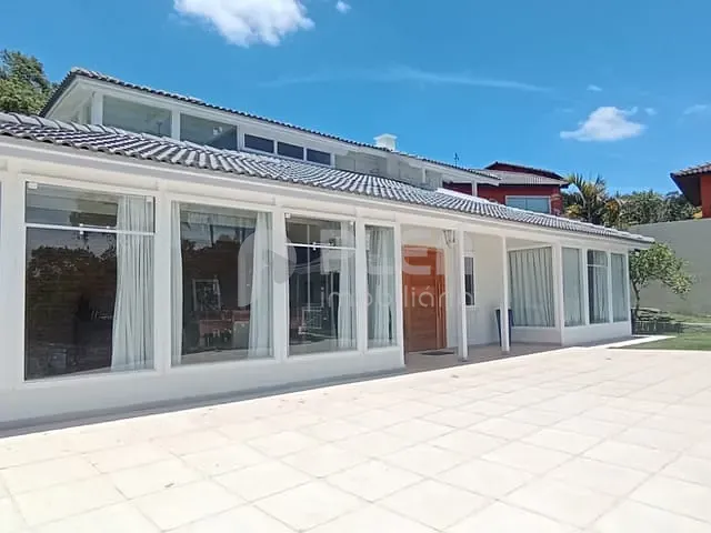 Casa com 1200m² 4 quartos e 6 banheiros, à venda, no bairro Roseira em Mairiporã