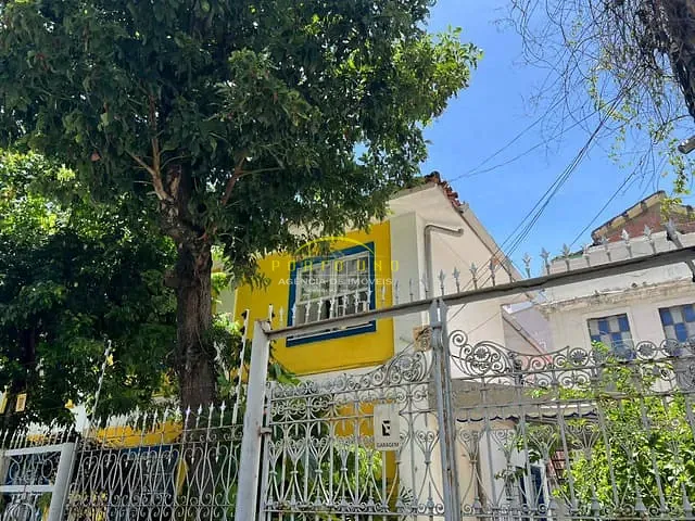 Casa com 360m², à venda, no bairro Graça em Salvador