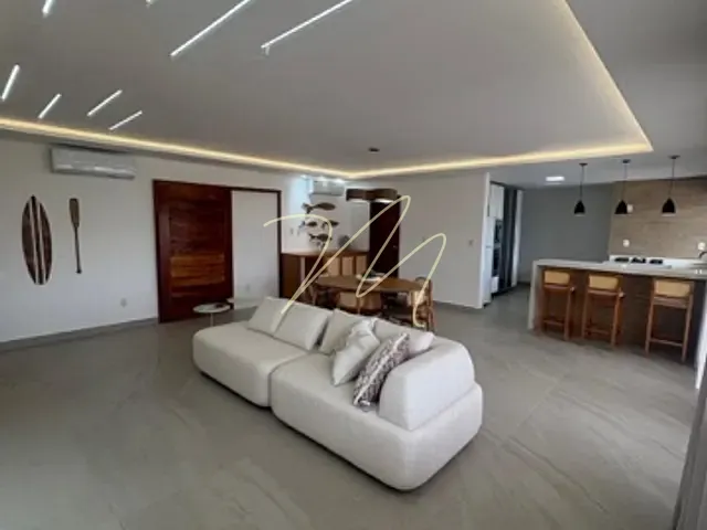 Casa com 450m² 4 quartos e 5 banheiros, à venda, no bairro Jardim Atlântico em Ilhéus