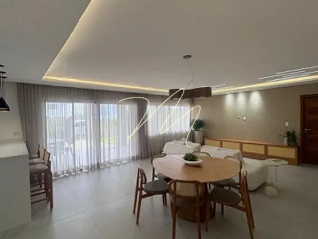 Casa com 450m² 4 quartos e 5 banheiros, à venda, no bairro Jardim Atlântico em Ilhéus