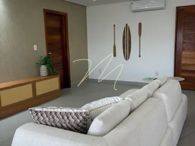 Casa com 450m² 4 quartos e 5 banheiros, à venda, no bairro Jardim Atlântico em Ilhéus