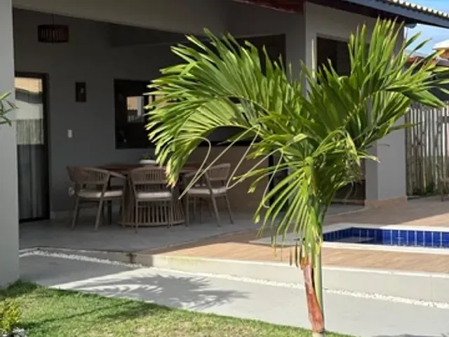 Casa com 450m² 4 quartos e 5 banheiros, à venda, no bairro Jardim Atlântico em Ilhéus