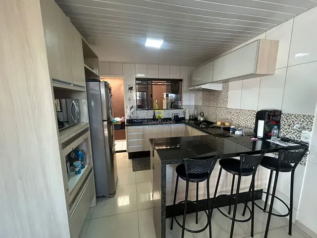 Casa com 250m² 2 quartos e 2 banheiros, à venda, no bairro Batel em Guarapuava