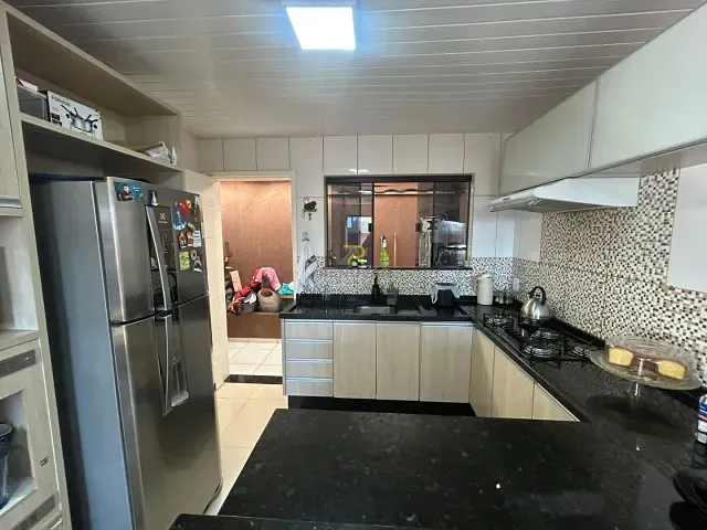Casa com 250m² 2 quartos e 2 banheiros, à venda, no bairro Batel em Guarapuava