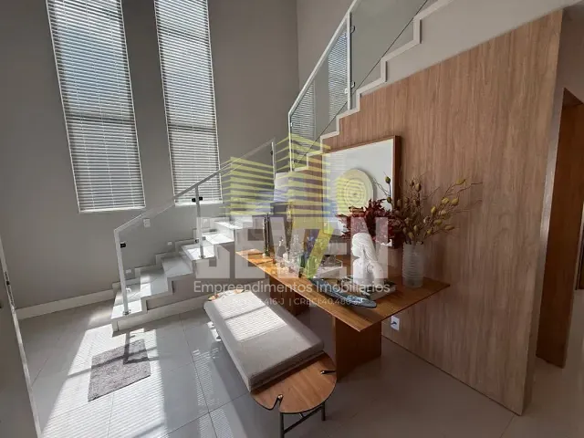Casa com 463m² 4 quartos e 6 banheiros, à venda, no bairro Vila Aviaçao em Bauru