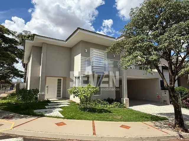 Casa com 463m² 4 quartos e 6 banheiros, à venda, no bairro Vila Aviaçao em Bauru