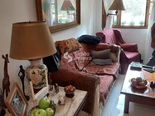 Casa 2 quartos e 2 banheiros, à venda, no bairro Pimenteiras em Teresópolis