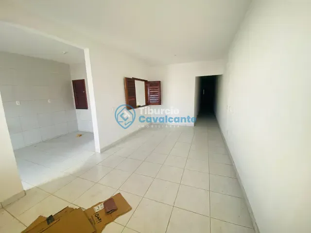 Casa 4 quartos e 2 banheiros, à venda ou para alugar, no bairro Outra Banda em Maranguape