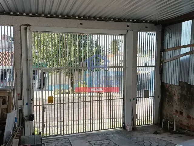 Casa 3 quartos e 3 banheiros, à venda, no bairro Pinheirinho em Curitiba