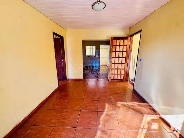 Casa com 100m² 3 quartos e 1 banheiro, à venda, no bairro Sítio Cercado em Curitiba