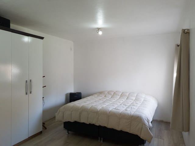 Casa com 390m² 2 quartos e 1 banheiro, à venda, no bairro Laranjal em Pelotas