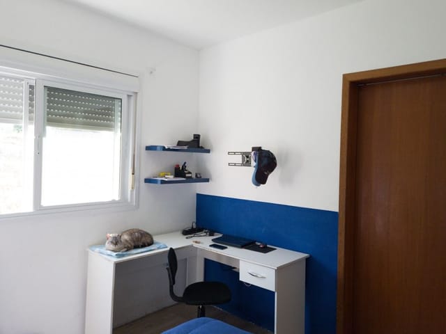 Casa com 390m² 2 quartos e 1 banheiro, à venda, no bairro Laranjal em Pelotas
