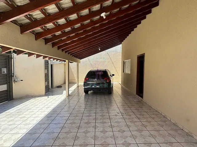 Casa com 360m² 3 quartos e 4 banheiros, à venda, no bairro Bairro Seminário em Campo Grande
