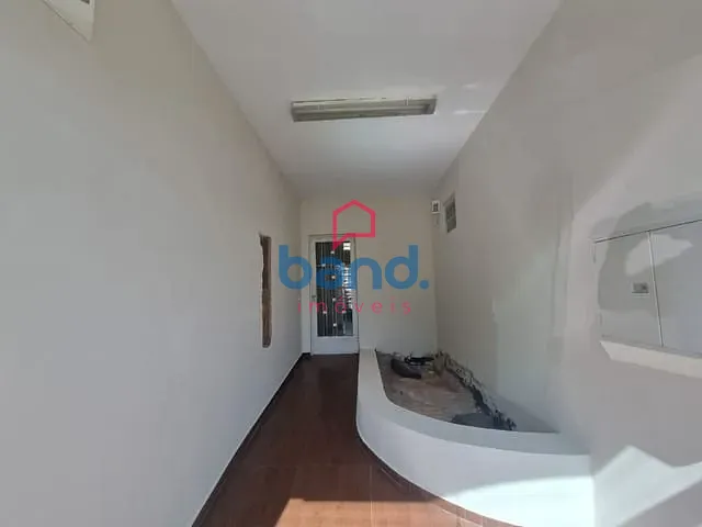 Casa com 246m² 5 quartos e 2 banheiros, à venda, no bairro Centro em Porto Feliz