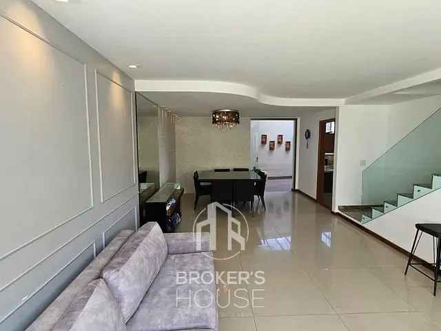 Casa com 162m² 4 quartos e 3 banheiros, à venda, no bairro Bairro de Lourdes em Vitória