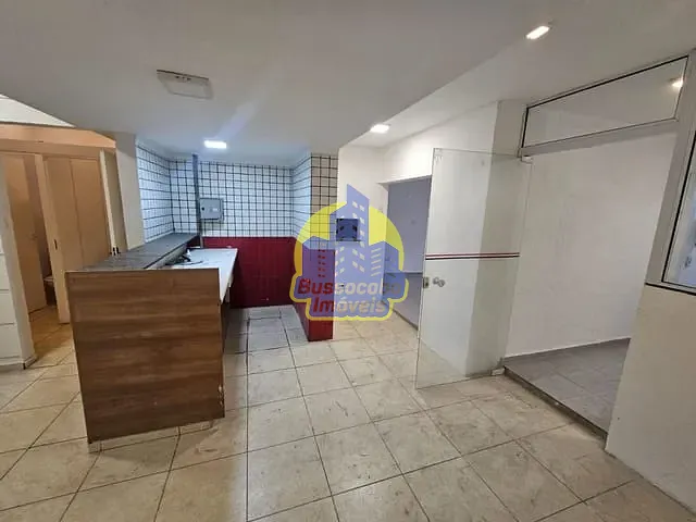 Casa com 172m² 3 quartos e 4 banheiros, para alugar, no bairro Vila Campesina em Osasco