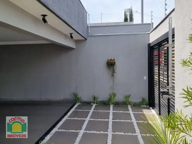 Casa com 200m² 3 quartos e 2 banheiros, à venda, no bairro Residencial Tangará em Anápolis