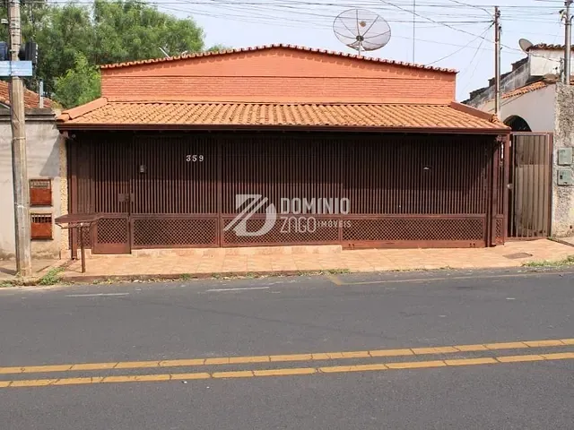 Casa com 360m² 2 quartos e 2 banheiros, à venda, no bairro Fabrício em Uberaba