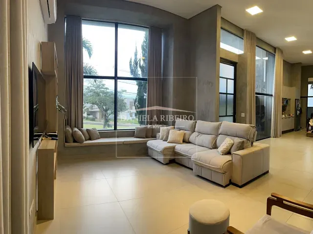 Casa com 501m² 3 quartos e 3 banheiros, à venda, no bairro Recanto do Salto em Londrina